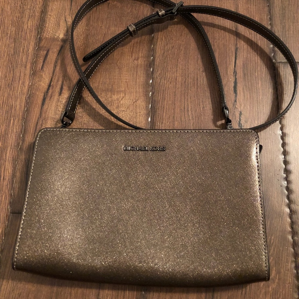 Metallic Crossbody
